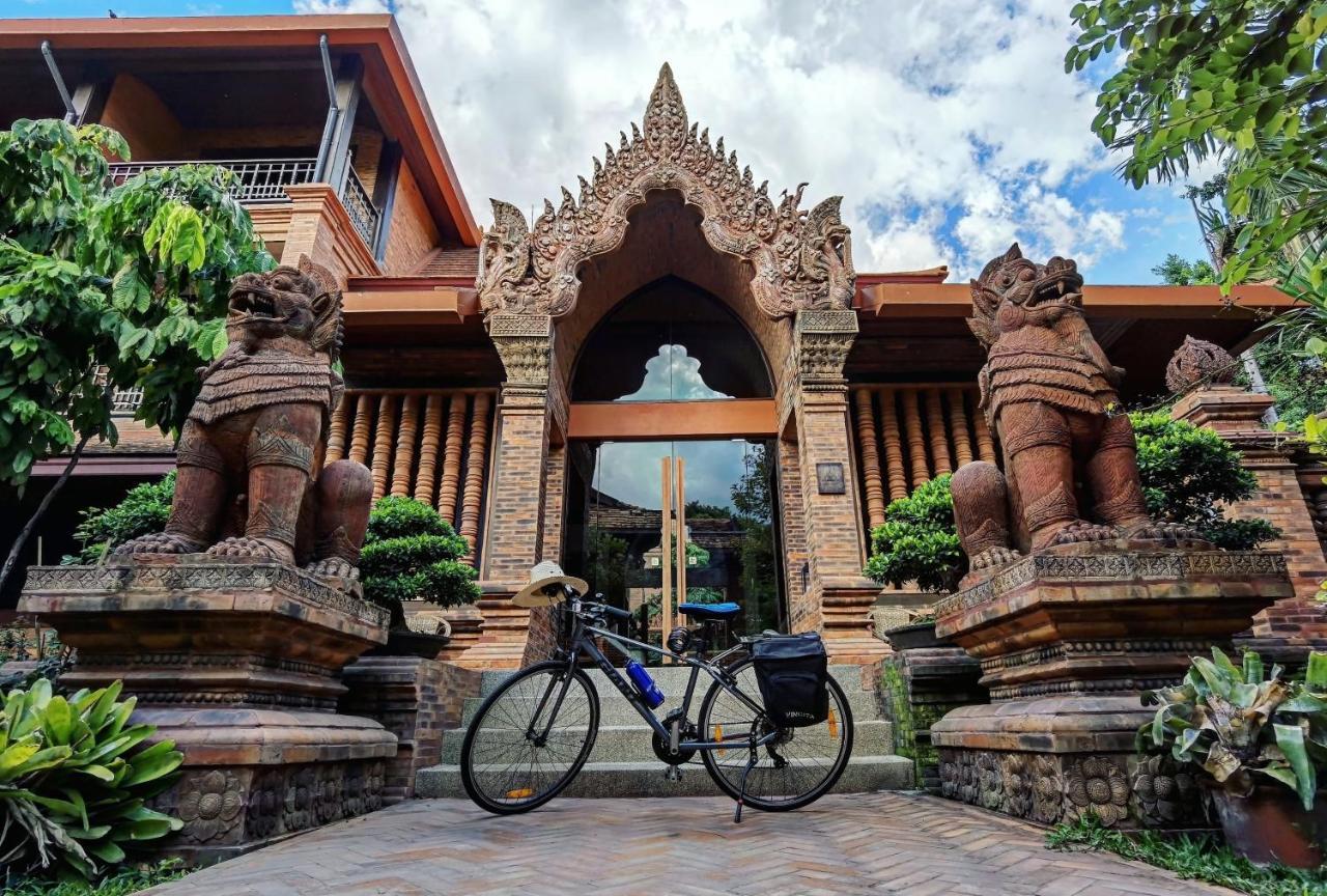 Phor Liang Meun Terracotta Arts Hotel Chiang Mai Exterior foto